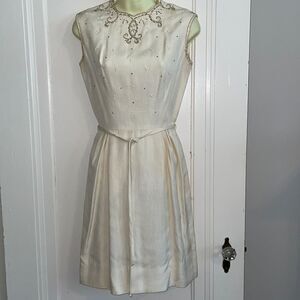 Vintage 50s Carlye cream/ivory beaded bodice‎ fitted dressy dress